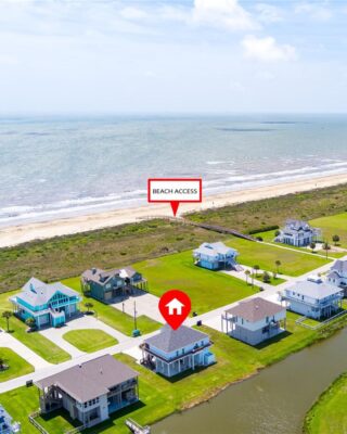 Beach homes in Crystal Beach Texas on the Bolivar Peninsula